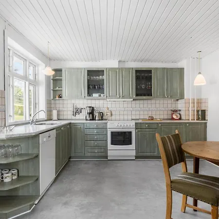 Cozy In With House Sea View Feriehus